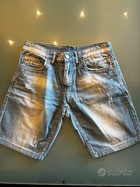 Bermuda di jeans
