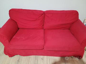 Divano Ikea 2-3 posti