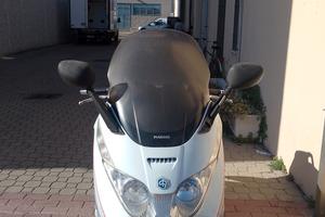 scooter piaggio x8  250