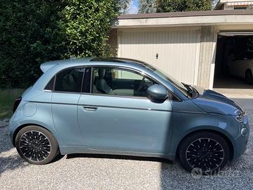 500e La Prima 3+1 Tetto panoramico