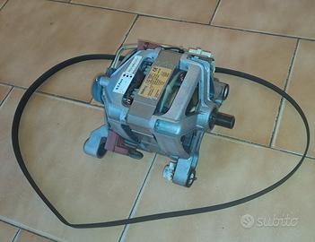 Motore + cinghia lavatrice Indesit WITP 83
