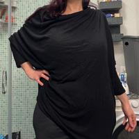 Maglione oversize con fondo asimmetrico tg62/64