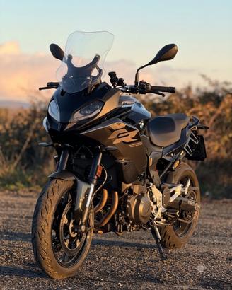 BMW F900 XR