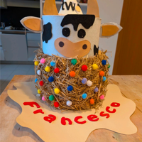 Torta scenografica mucca e kit festa fattoria