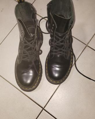 Dr Martens