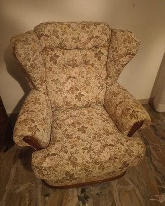 poltrone imbottite e puff