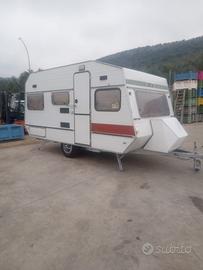 Roulotte stazionaria 4 posto