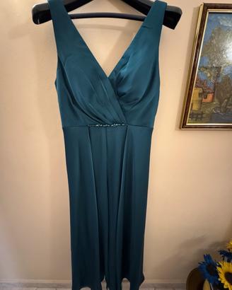 Tuta elegante cerimonia con gonnellone e coppe