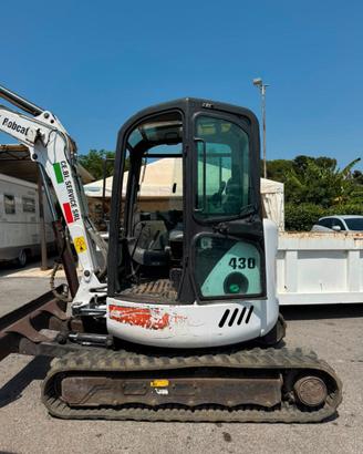 MINIESCAVAORE BOBCAT  430 EG