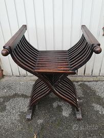 Sedia pieghevole tipo savonarola-papalina