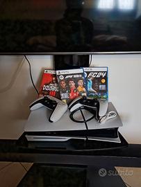 PlayStation + 2 joystick + 3 giochi tutto nuovo