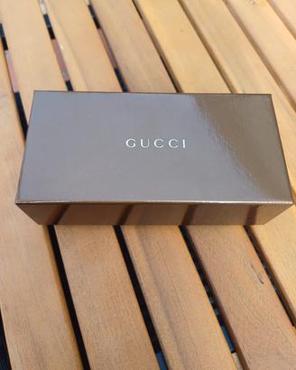 Custodia vuota occhiali Gucci con panno originale