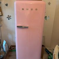 Frigo Smeg “Bombino” Rosa