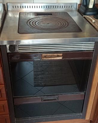 Stufa a Legna "putagè"  60x60 x Cucina componibile