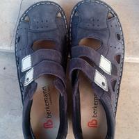 Sandali sanitari per anziani