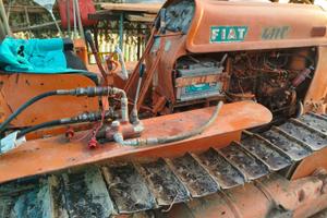 Trattore Fiat 411C cingolato 