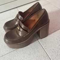 Mocassini donna con tacco BERSHKA