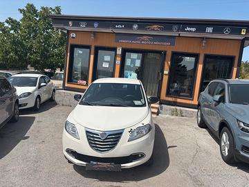 Lancia Ypsilon 0.9 TwinAir 85 CV 5 porte Metano Ec