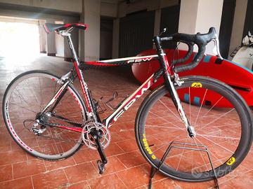 Bici da corsa FRW Diamond Heights telaio carbonio