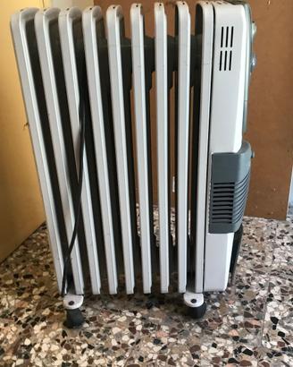 Termosifone ventilato DE LONGHI