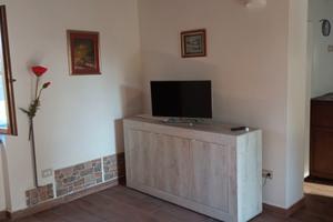 Appartamento nuovo in stile rustico