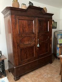 Armadio Umbertino della prima metà 1800