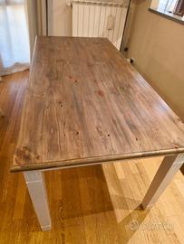 Tavolo in legno JYSK