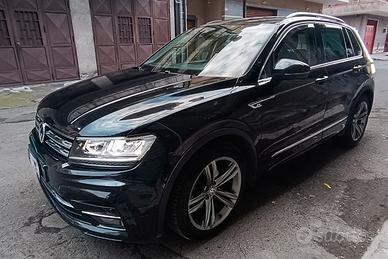 VOLKSWAGEN Tiguan 1.6 TDI R-Line