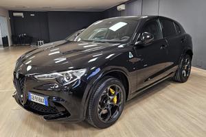 Alfa Romeo Stelvio 2.9 Bi-Turbo V6 510 CV AT8 Quad