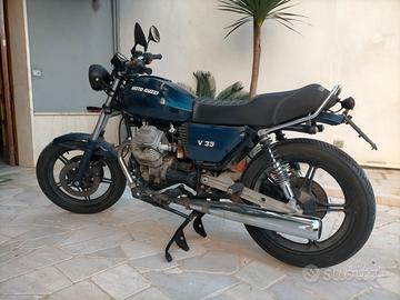 Moto Guzzi V35 ex Carabinieri