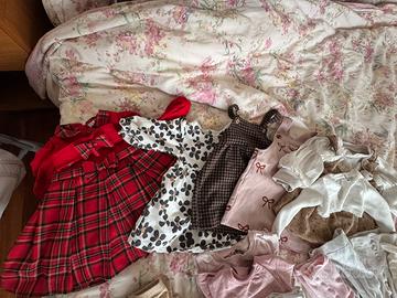 Lotto vestiti bimba dai 4-9 mesi