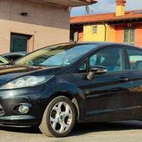 FORD Fiesta 1.5 TDCi 70CV 5 porte