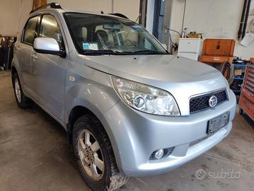 Ricambi DAIHATSU TERIOS 4X4 1528cc B 2001