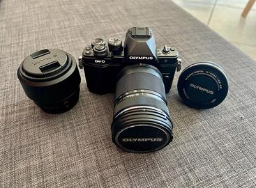 OLYMPUS OM-D EM10 II