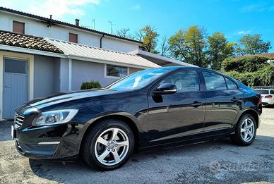 Volvo S60 D3 Automatico 136cv *Ok Neopatentati*