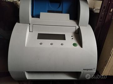 Imbustatrice e affrancatrice neopost