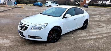 opel insignia perfetta 
