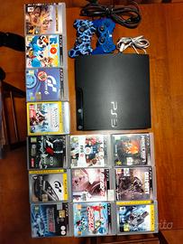 PlayStation 3 più 13 giochi e 2 controller 