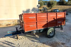 Rimorchio agricolo carro Ubaldi ribaltabile 50 q