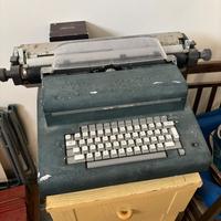 Macchina da scrivere