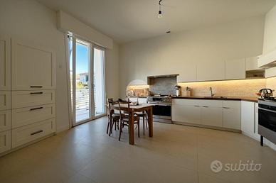 3 LOCALI A SAN MAURO PASCOLI