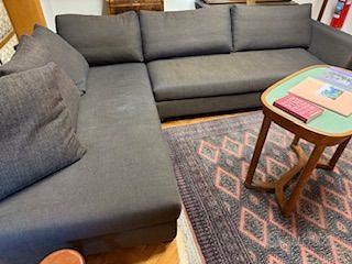 Divano con chaise long a sinistra