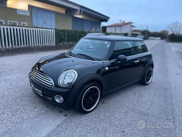 Mini Cooper Neopatentati