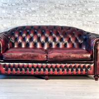 Divano Chesterfield inglese vintage in pelle