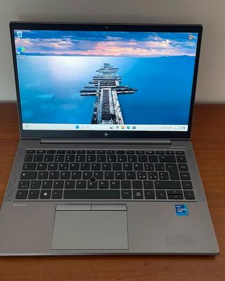 HP ZBook FIREFLY G8  i7-1185G7 16GB 256GB SSD 14