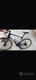 Bici gravel GIANT FastRoad Advanced taglia L