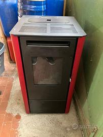 Stufa rossa a pellet "Loren" KW 9