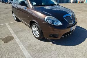 Lancia Ypsilon 1.2 69 CV SILVER solo km.94000