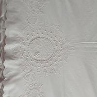 Lenzuolo antico ricamato a mano 