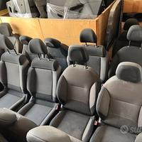 Sedili anteriori citroen Renault Peugeot